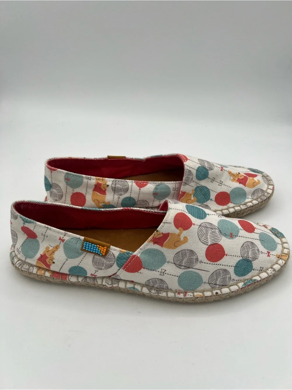UBUNTU Disney Winnie The Pooh Canvas Slip On Espadrille Size 10.5 Balloon Print